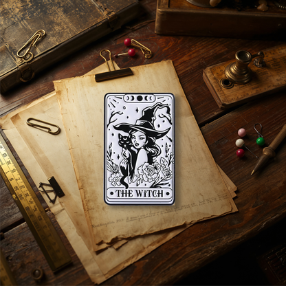 Spilla metallo - The Witch black and white